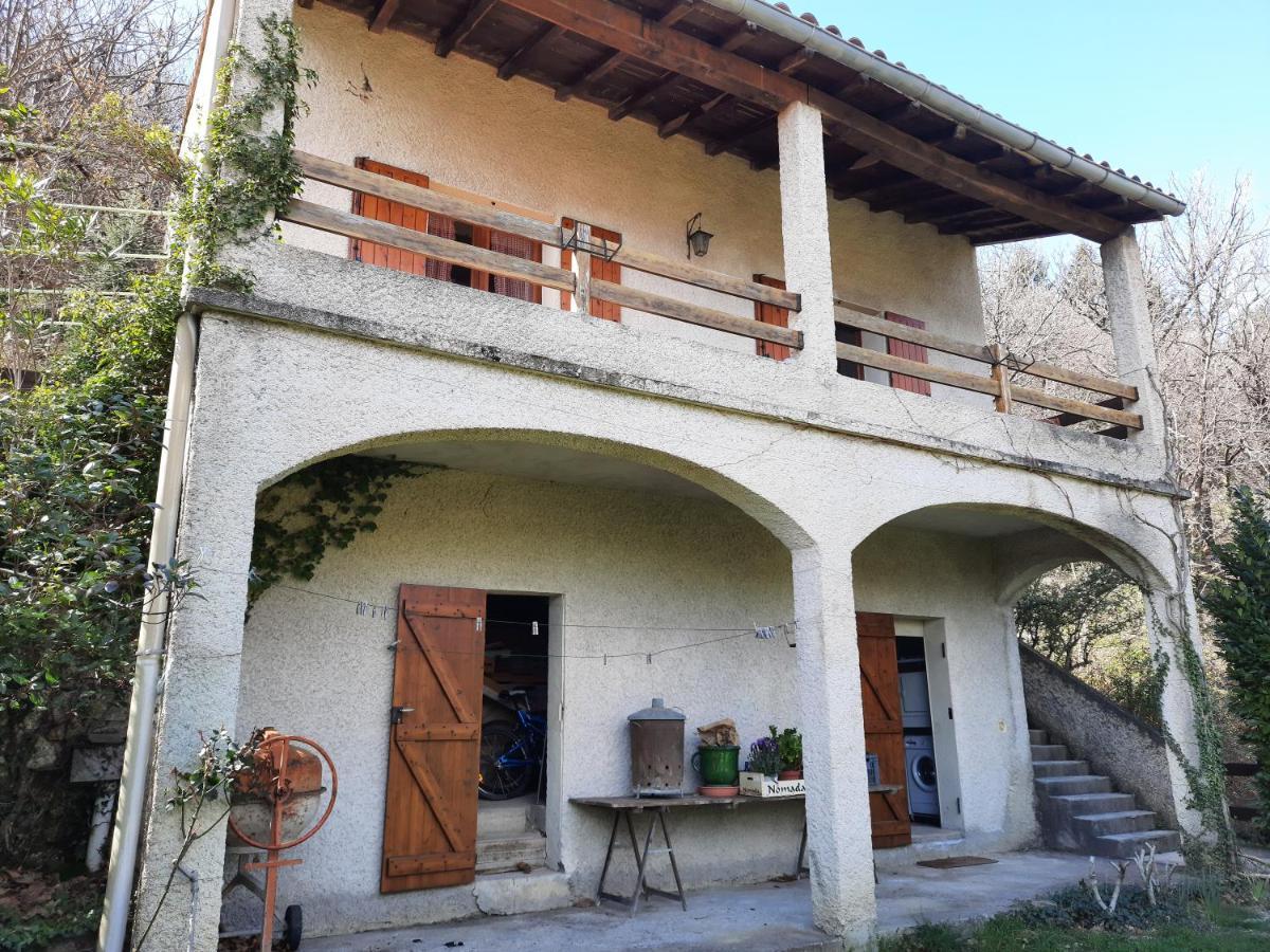 Maison De Famille Dans Les Cevennes Villa Mandagout Exterior foto